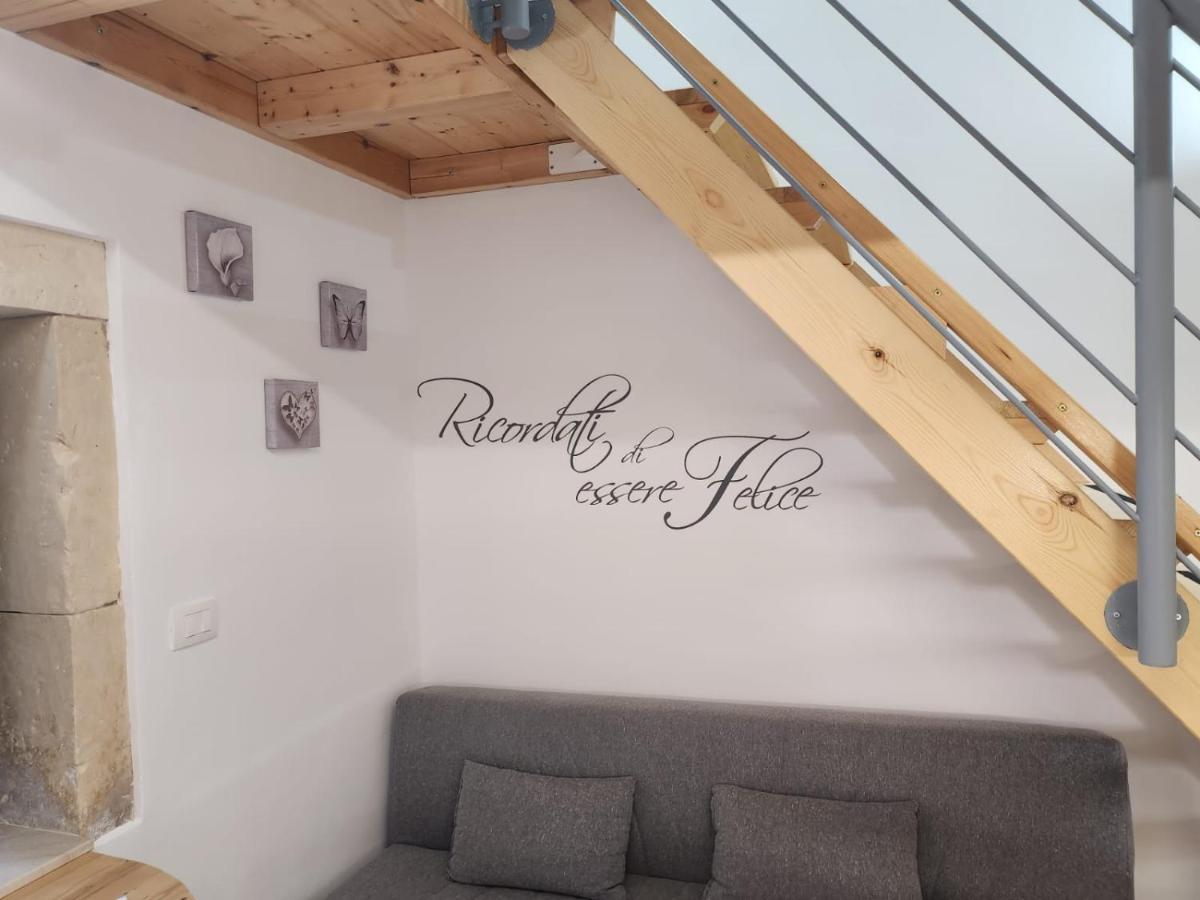Il Cortile Della Patrona Apartment Syracuse ภายนอก รูปภาพ